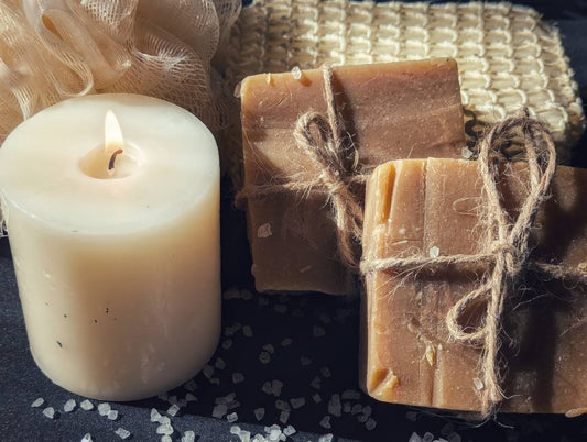 🐐 Goat’s Milk Soap – Gentle Hydration & Skin-Loving Care ✨ Moon Dust – A Celestial Fragrance ✨