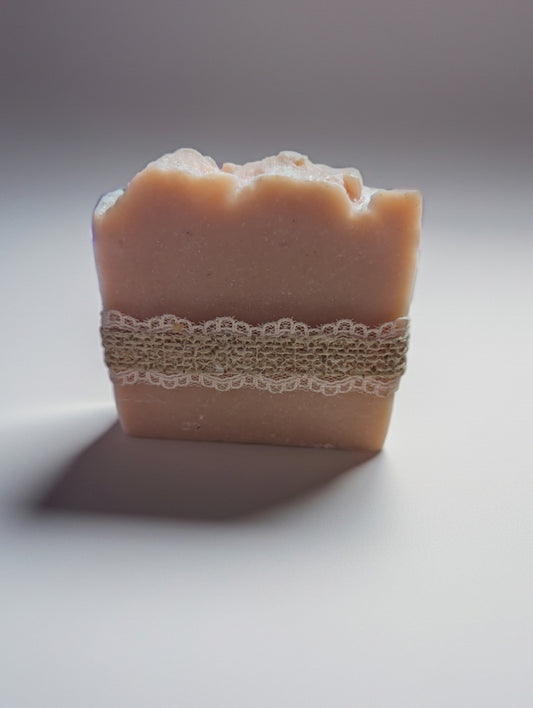 🌿 Alluring Tranquility – Bum Bum Calamine Cold Process Soap